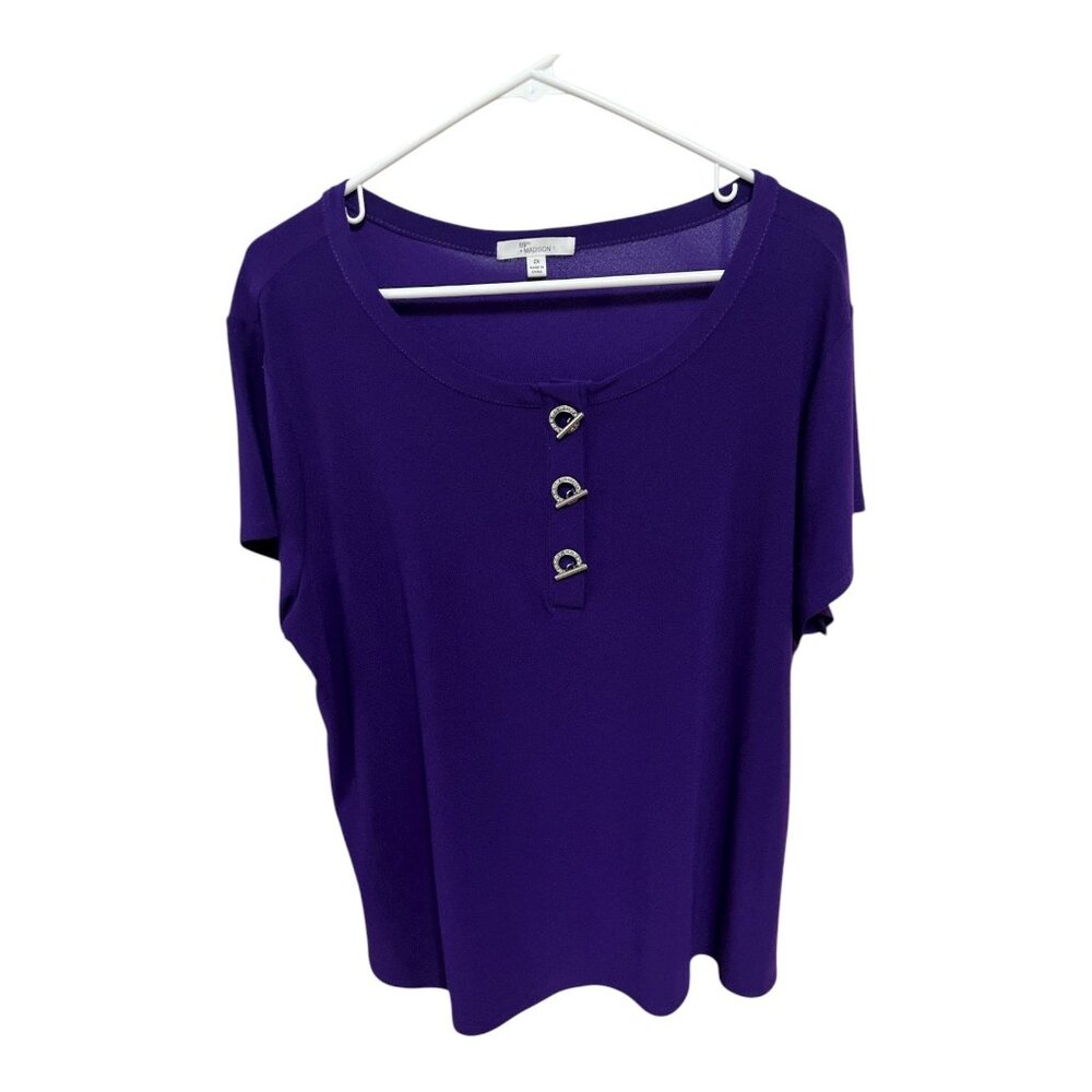 89th + Madison Women’s 2X Purple Short Sleeve Top with Rhinestone Toggle Accents